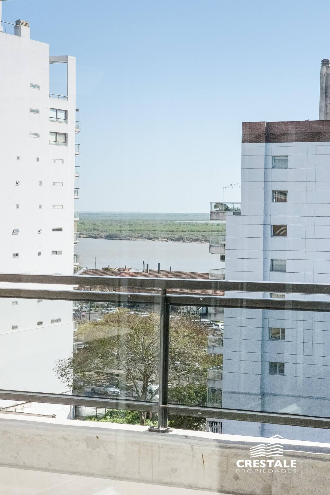 Departamento 2 dormitorios en venta Plaza EspaÑa - Jujuy Y Roca, Rosario. CBU22311 AP2147950 Crestale Propiedades