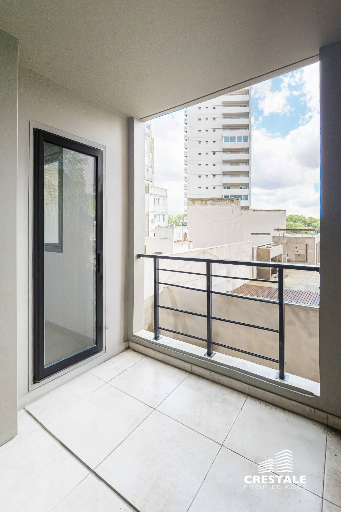 Cochera en venta San Martin Y Tucuman, Rosario. CBU22954 GA6023031 Crestale Propiedades