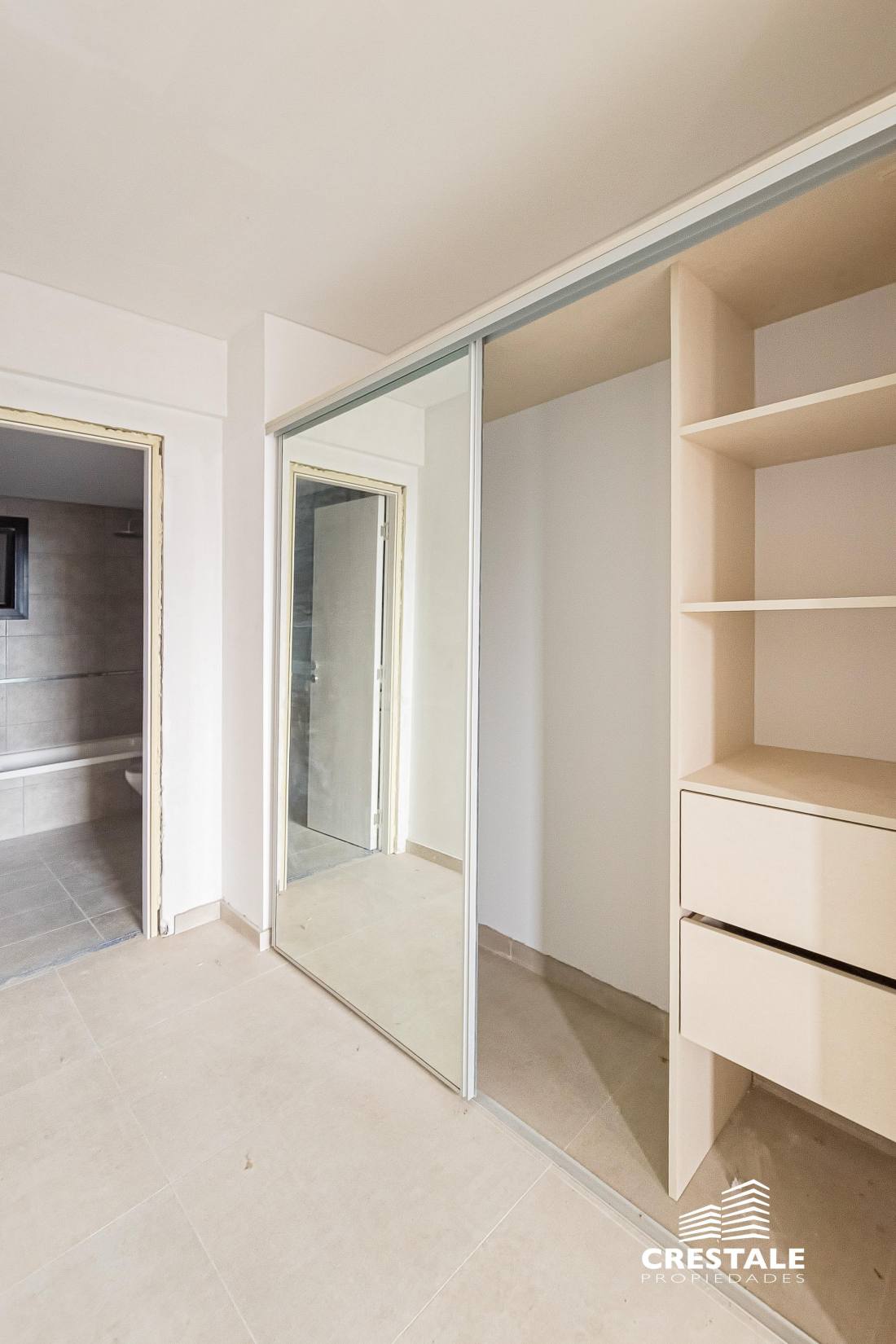 Cochera en venta San Martin Y Tucuman, Rosario. CBU22954 GA6023031 Crestale Propiedades