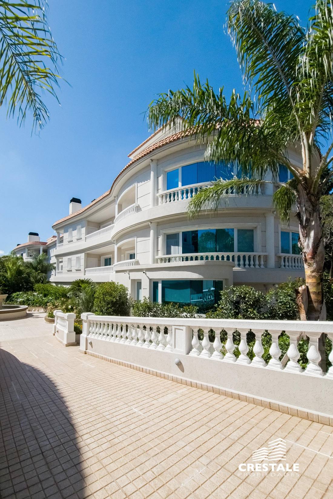 Cochera en venta Oasis Del Yacht - José Hernández 1200, Rosario. CCO57231 GA6245178 Crestale Propiedades