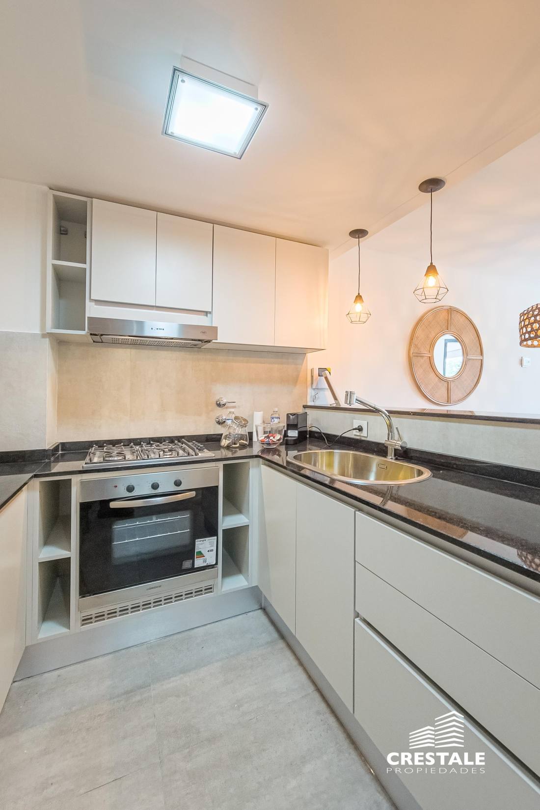 Local en venta Rueda Y San Martín, Rosario. CBU58870 LO6409342 Crestale Propiedades