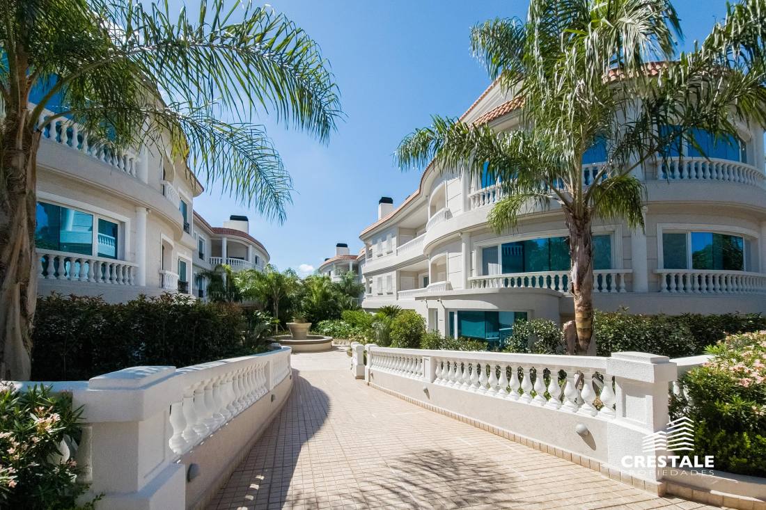 Cochera en venta Oasis Del Yacht - José Hernández 1200, Rosario. CCO57231 GA6245178 Crestale Propiedades