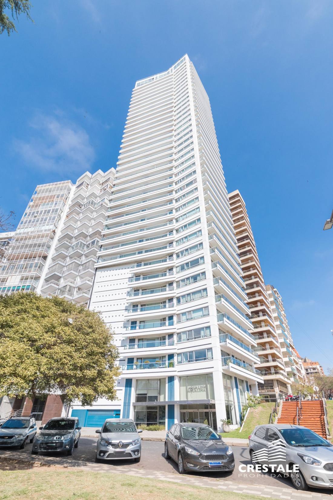 Cochera en venta Torre Aqualina, Rosario. CBU41762 GA7300125 Crestale Propiedades