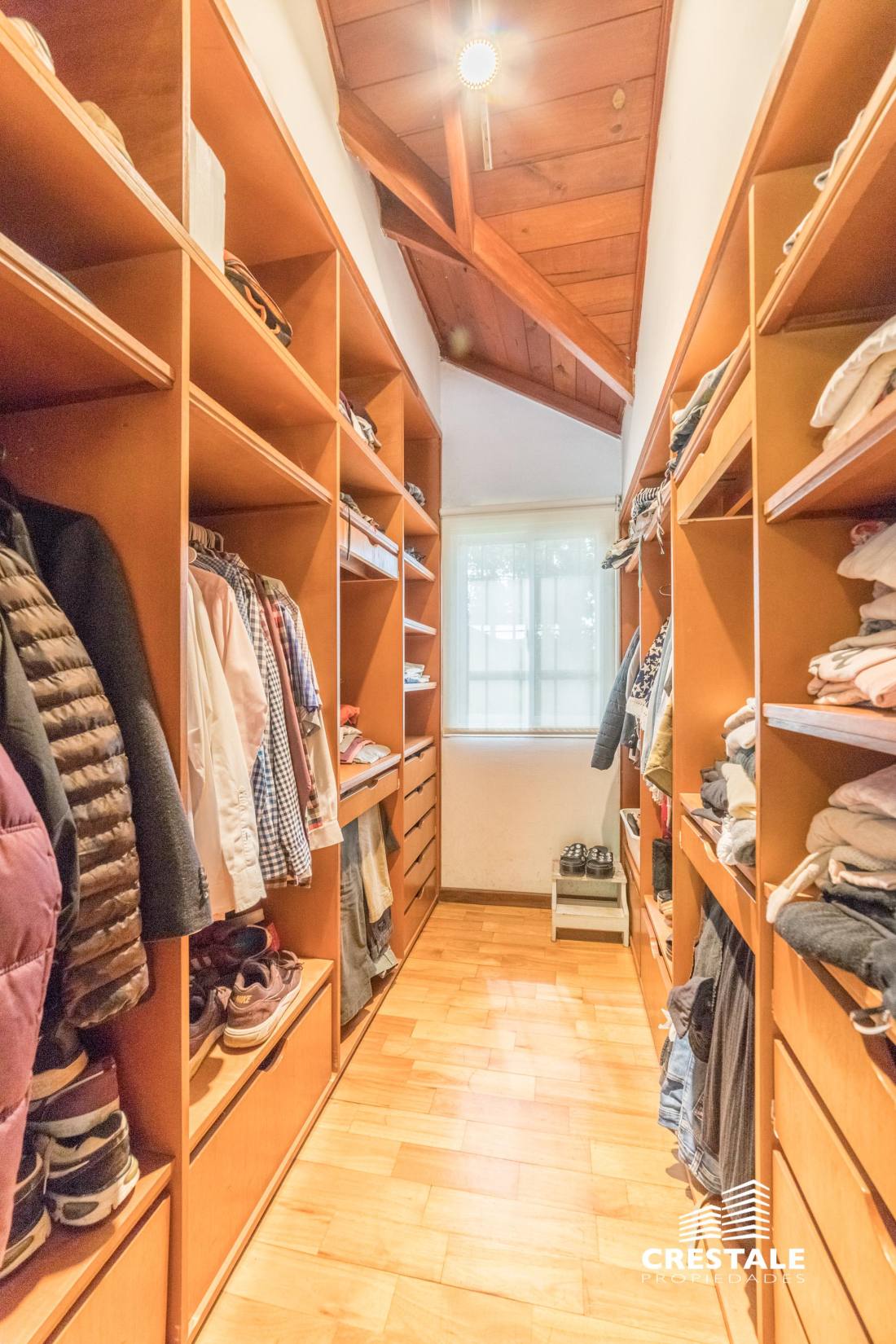 Casa 4 dormitorios en venta Juarez Celman Y Bv. Argentino, Rosario. CHO2137269 Crestale Propiedades