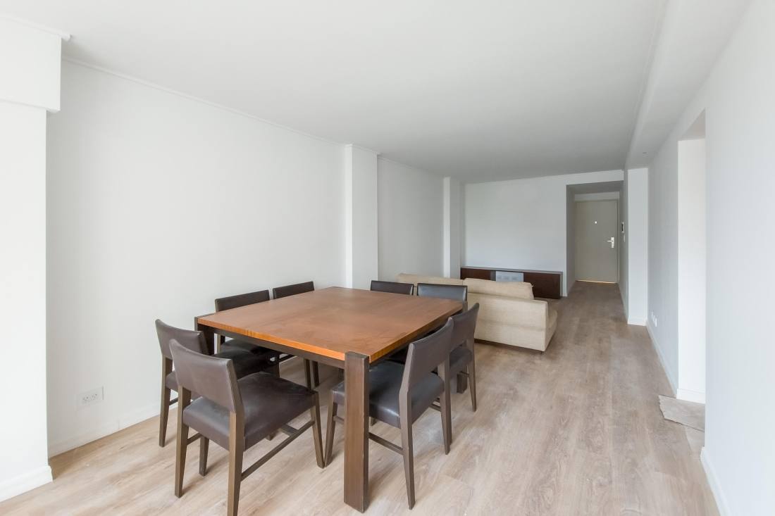 Departamento 2 dormitorios en venta Alem Y Montevideo, Rosario. CBU43321 AP4353023 Crestale Propiedades