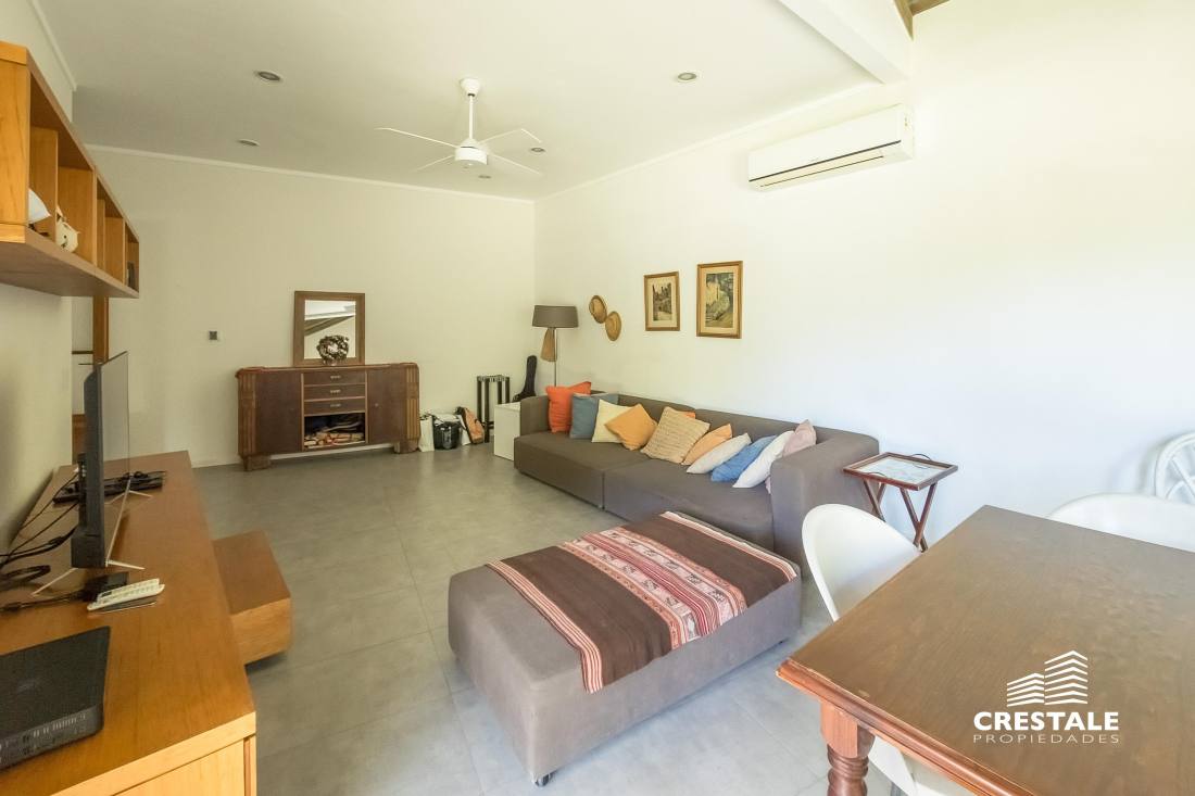 Casa 5 dormitorios en venta Country Golf Rosario, Rosario. CHO4670072 Crestale Propiedades