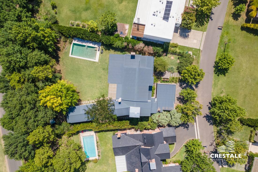 Casa 5 dormitorios en venta Country Golf Rosario, Rosario. CHO4670072 Crestale Propiedades