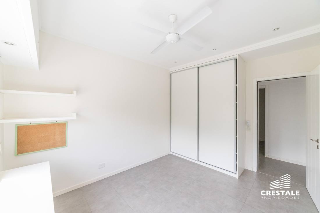 Casa 5 dormitorios en venta Country Golf Rosario, Rosario. CHO4670072 Crestale Propiedades