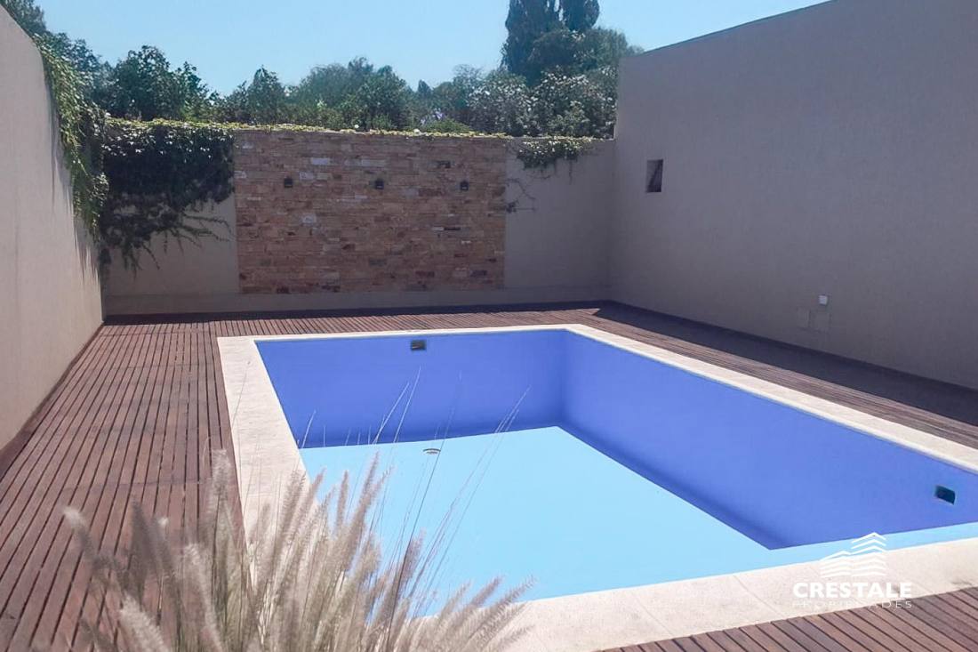 Casa 2 dormitorios en venta Sarratea Y Brassey, Rosario. CPH6080735 Crestale Propiedades