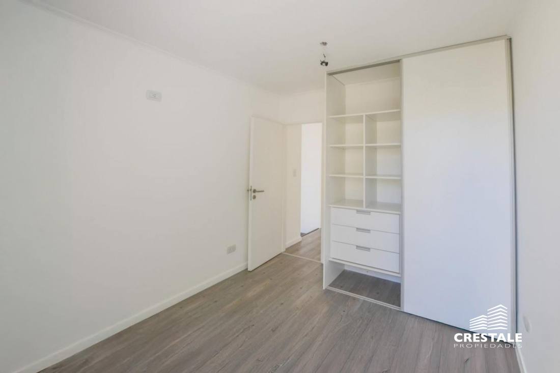 Casa 2 dormitorios en venta Sarratea Y Brassey, Rosario. CPH6080735 Crestale Propiedades