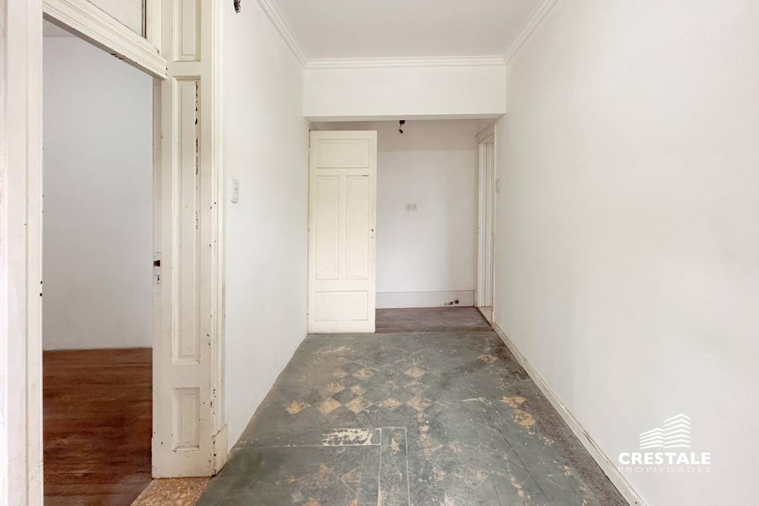Departamento de pasillo 3 dormitorios en venta Felipe More 700 - Ludueña, Rosario. CHO6324798 Crestale Propiedades
