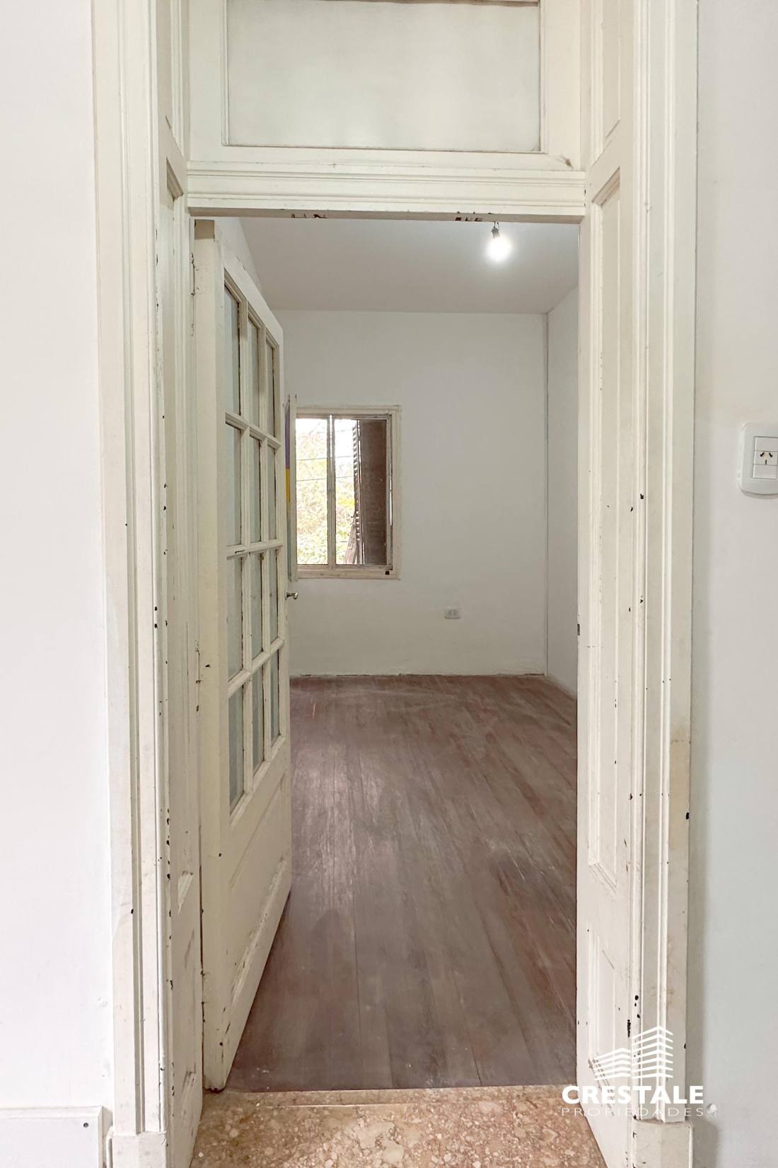 Departamento de pasillo 3 dormitorios en venta Felipe More 700 - Ludueña, Rosario. CHO6324798 Crestale Propiedades