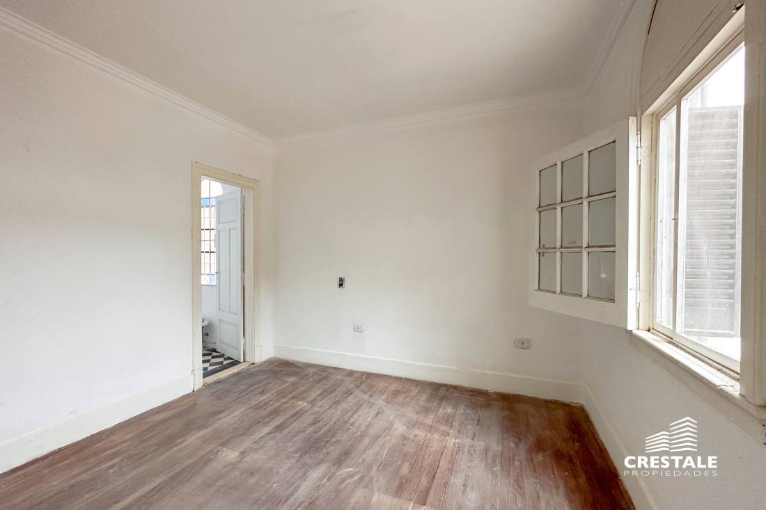 Departamento de pasillo 3 dormitorios en venta Felipe More 700 - Ludueña, Rosario. CHO6324798 Crestale Propiedades