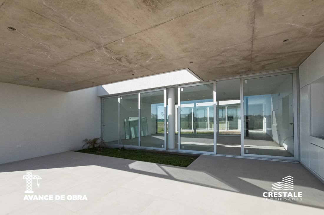 Casa 4 dormitorios en venta Vida Club De Campo, Funes. CHO6326916 Crestale Propiedades