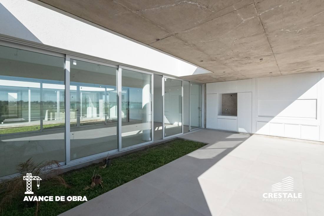 Casa 4 dormitorios en venta Vida Club De Campo, Funes. CHO6326916 Crestale Propiedades