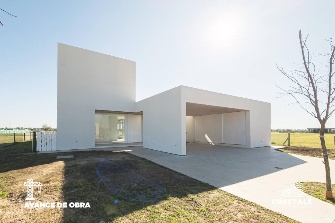 Casa 4 dormitorios en venta Vida Club De Campo, Funes. CHO6326916 Crestale Propiedades