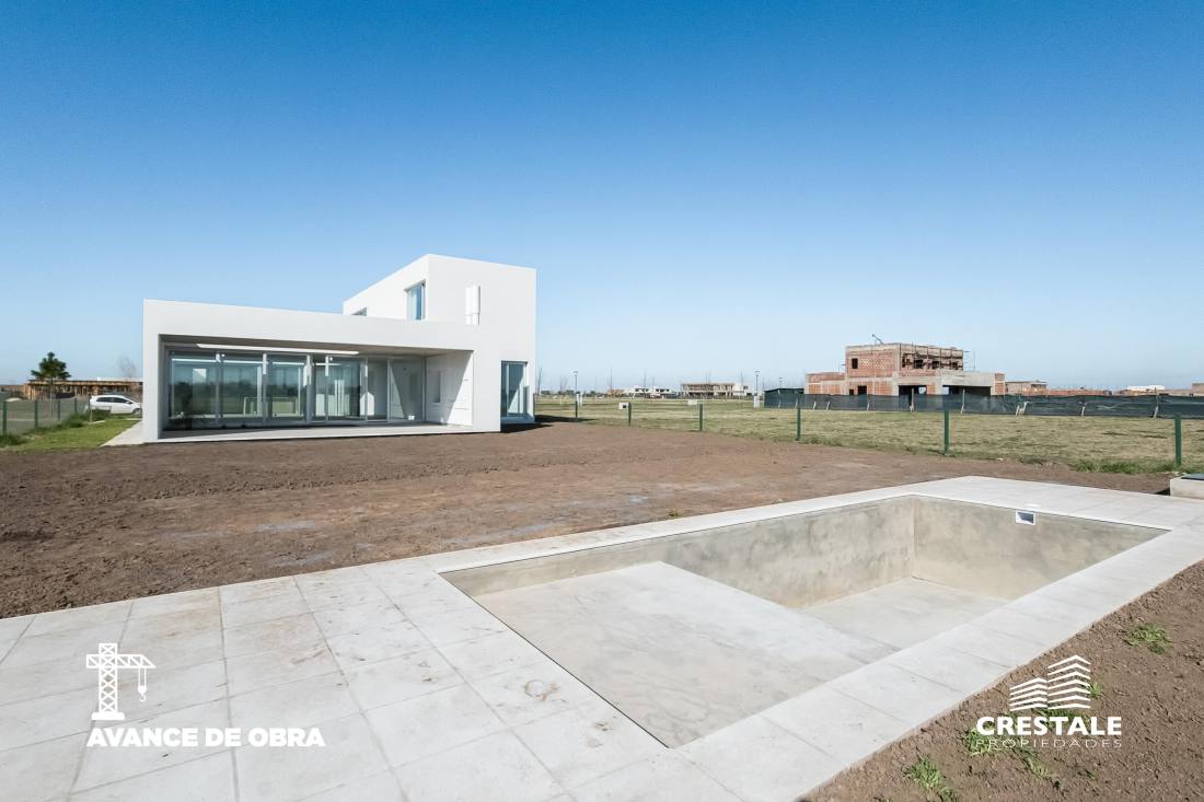 Casa 4 dormitorios en venta Vida Club De Campo, Funes. CHO6326916 Crestale Propiedades