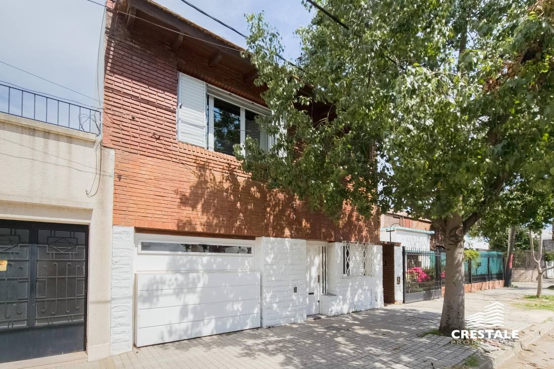 Casa 3 dormitorios en venta Saladillo - Hilarión De La Quintana Y Castro Barros, Rosario. CHO6468371 Crestale Propiedades