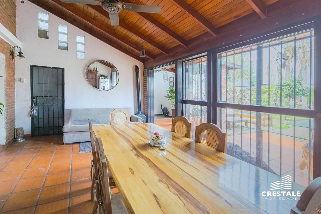 Casa 3 dormitorios en venta Saladillo - Hilarión De La Quintana Y Castro Barros, Rosario. CHO6468371 Crestale Propiedades