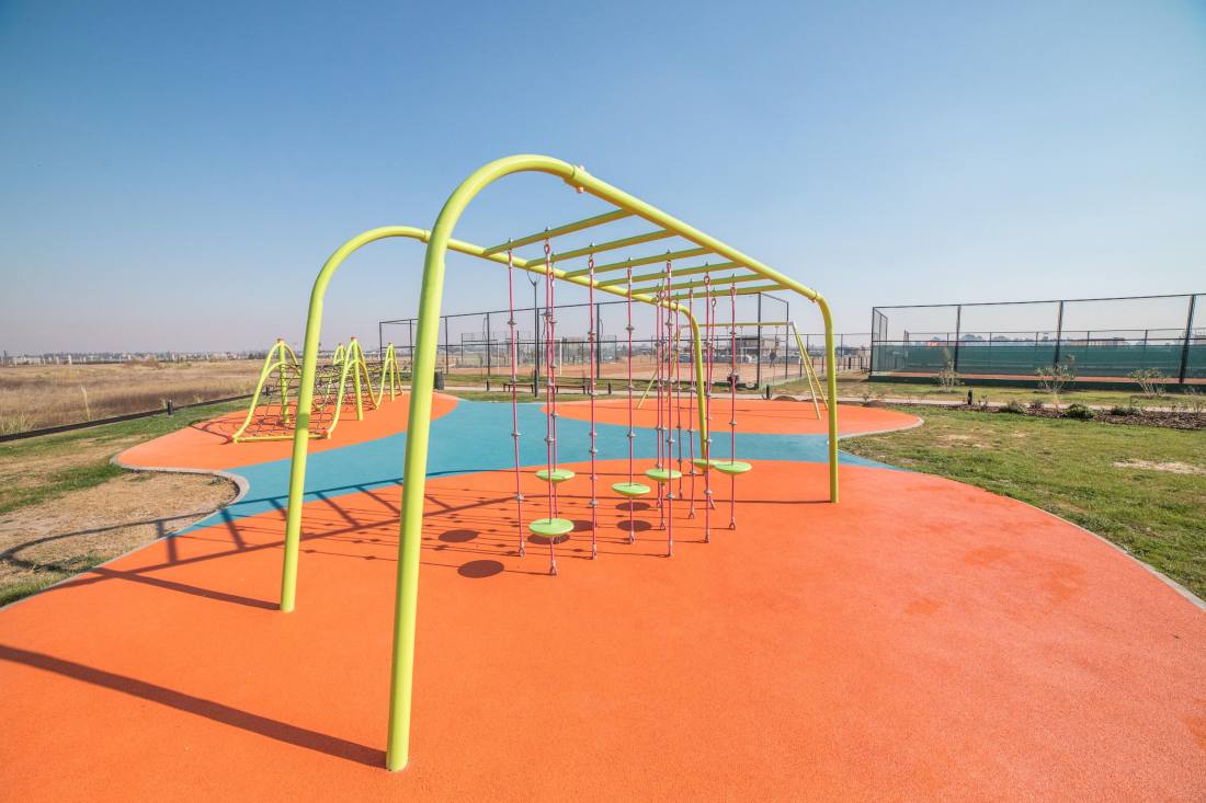 Casa 3 dormitorios en venta Vida Barrio Cerrado, Funes. CHO6080949 Crestale Propiedades