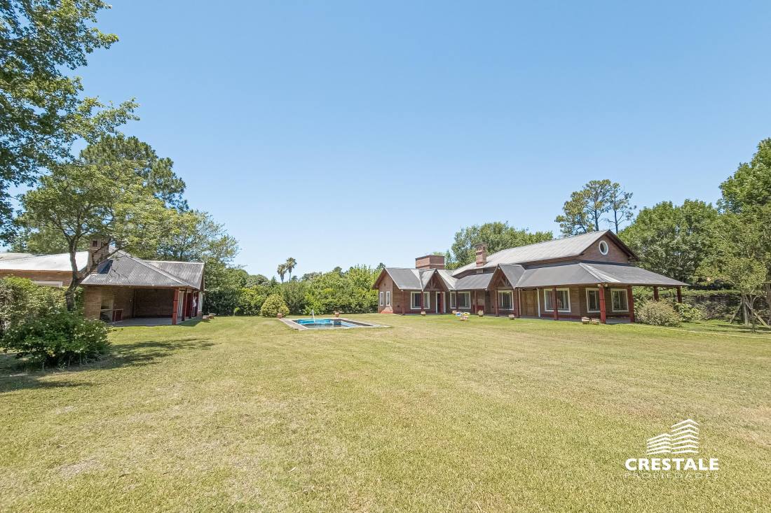 Casa 3 dormitorios en venta Lisandro De La Torre 400, Roldán. CHO6631808 Crestale Propiedades