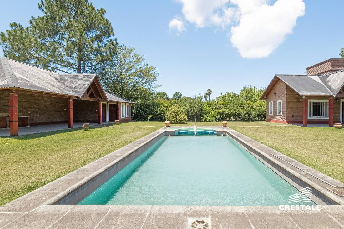 Casa 3 dormitorios en venta Lisandro De La Torre 400, Roldán. CHO6631808 Crestale Propiedades