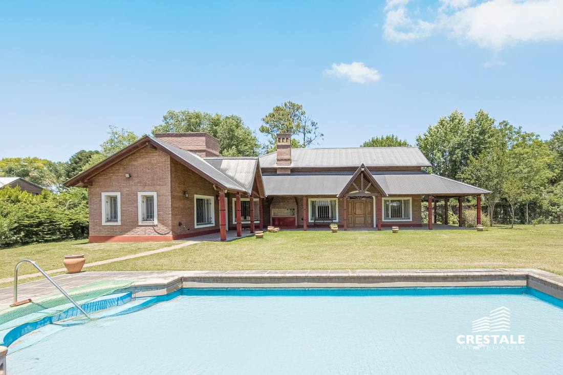 Casa 3 dormitorios en venta Lisandro De La Torre 400, Roldán. CHO6631808 Crestale Propiedades