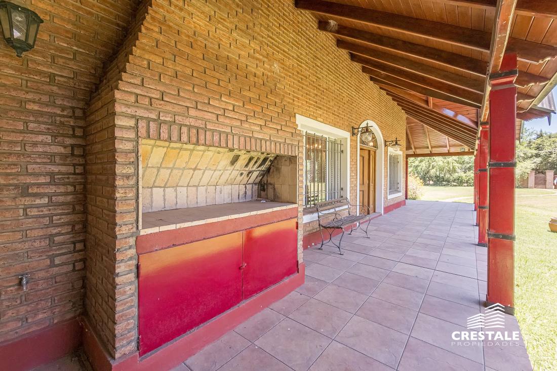 Casa 3 dormitorios en venta Lisandro De La Torre 400, Roldán. CHO6631808 Crestale Propiedades