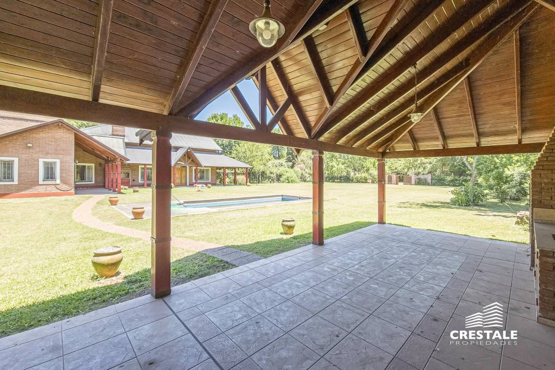 Casa 3 dormitorios en venta Lisandro De La Torre 400, Roldán. CHO6631808 Crestale Propiedades