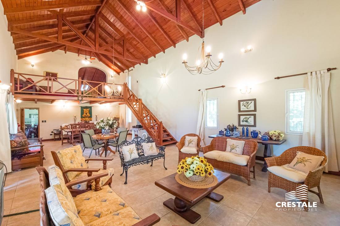 Casa 3 dormitorios en venta Lisandro De La Torre 400, Roldán. CHO6631808 Crestale Propiedades