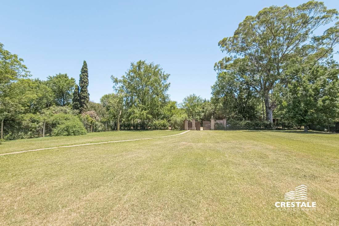 Casa 3 dormitorios en venta Lisandro De La Torre 400, Roldán. CHO6631808 Crestale Propiedades