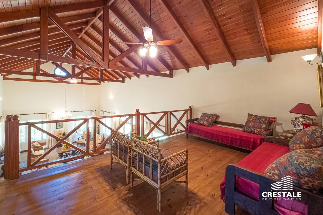 Casa 3 dormitorios en venta Lisandro De La Torre 400, Roldán. CHO6631808 Crestale Propiedades