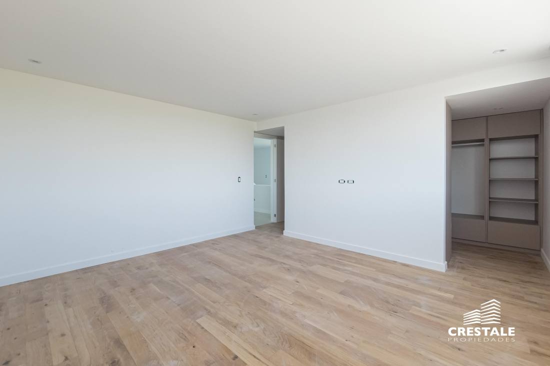 Casa 4 dormitorios en venta Vida Club De Campo, Funes. CHO6772850 Crestale Propiedades