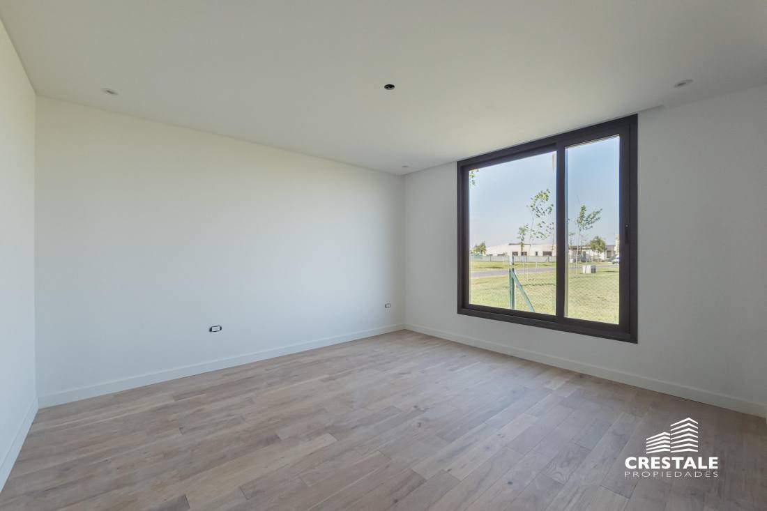 Casa 4 dormitorios en venta Vida Club De Campo, Funes. CHO6772850 Crestale Propiedades