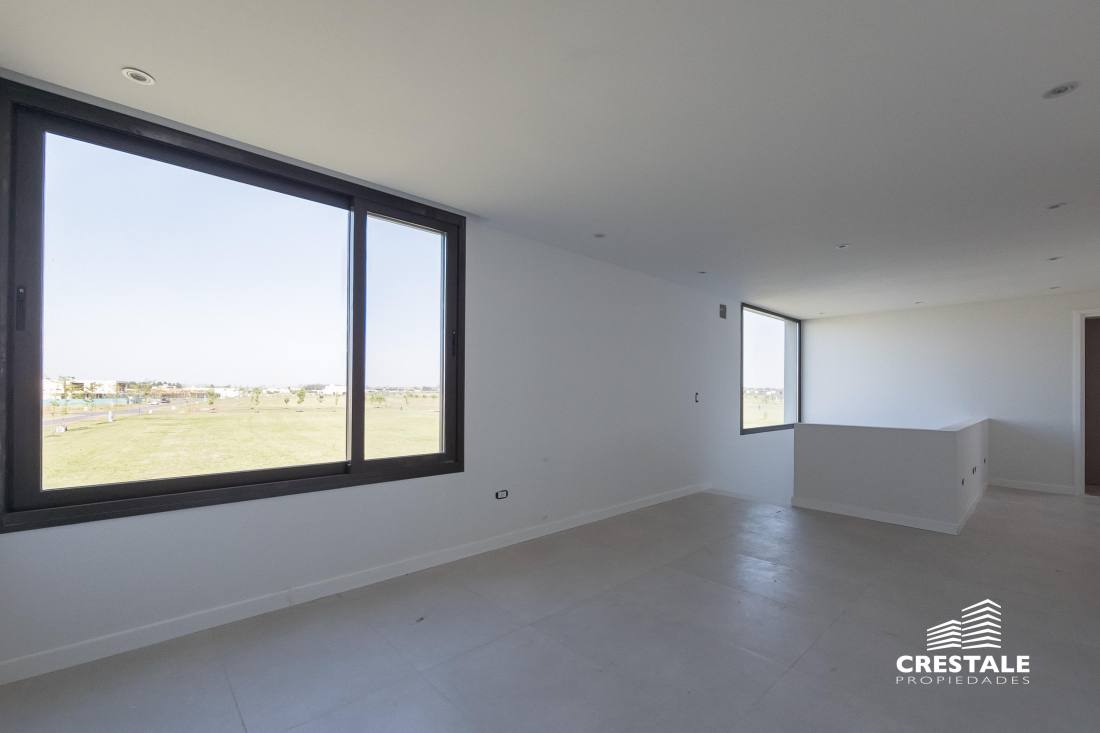 Casa 4 dormitorios en venta Vida Club De Campo, Funes. CHO6772850 Crestale Propiedades