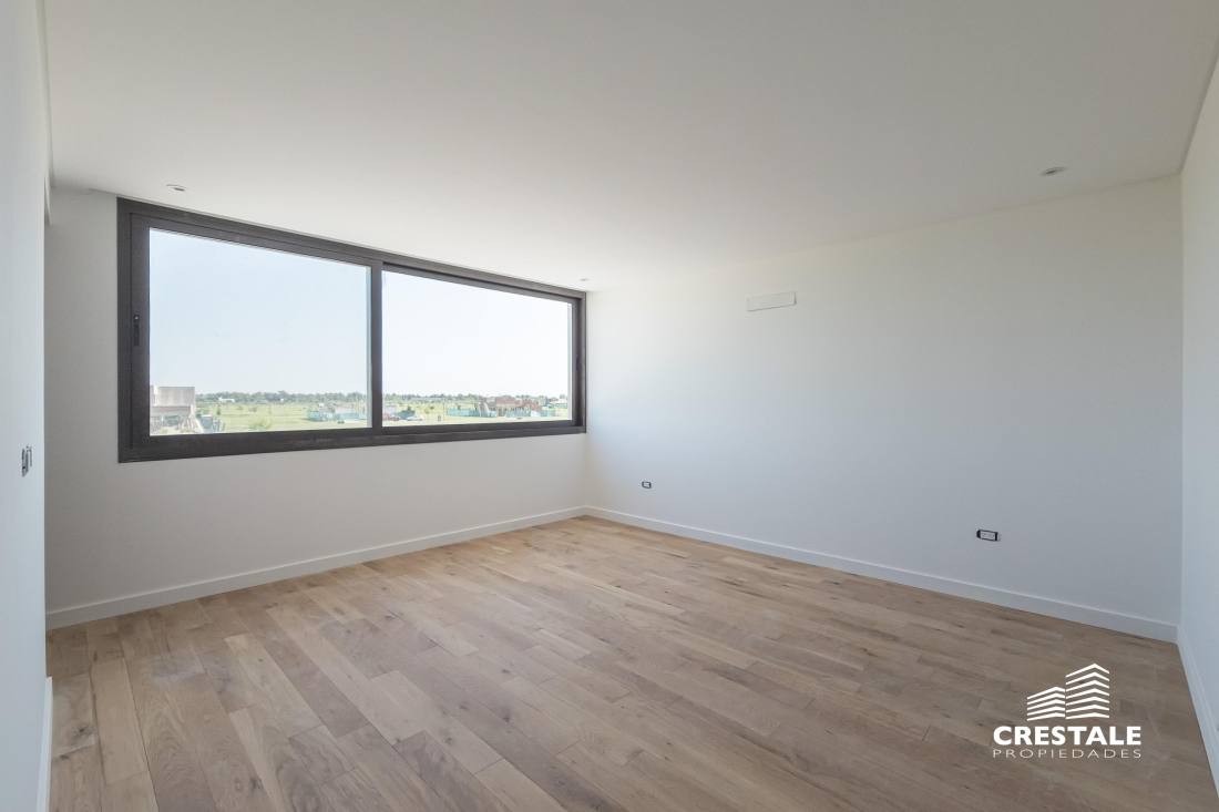 Casa 4 dormitorios en venta Vida Club De Campo, Funes. CHO6772850 Crestale Propiedades