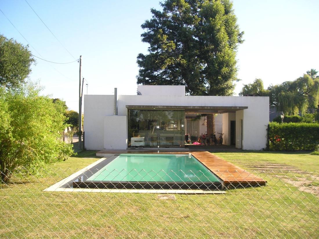 Casa 4 dormitorios en venta San Martin 500 - San Lorenzo, San Lorenzo. CHO6923514 Crestale Propiedades