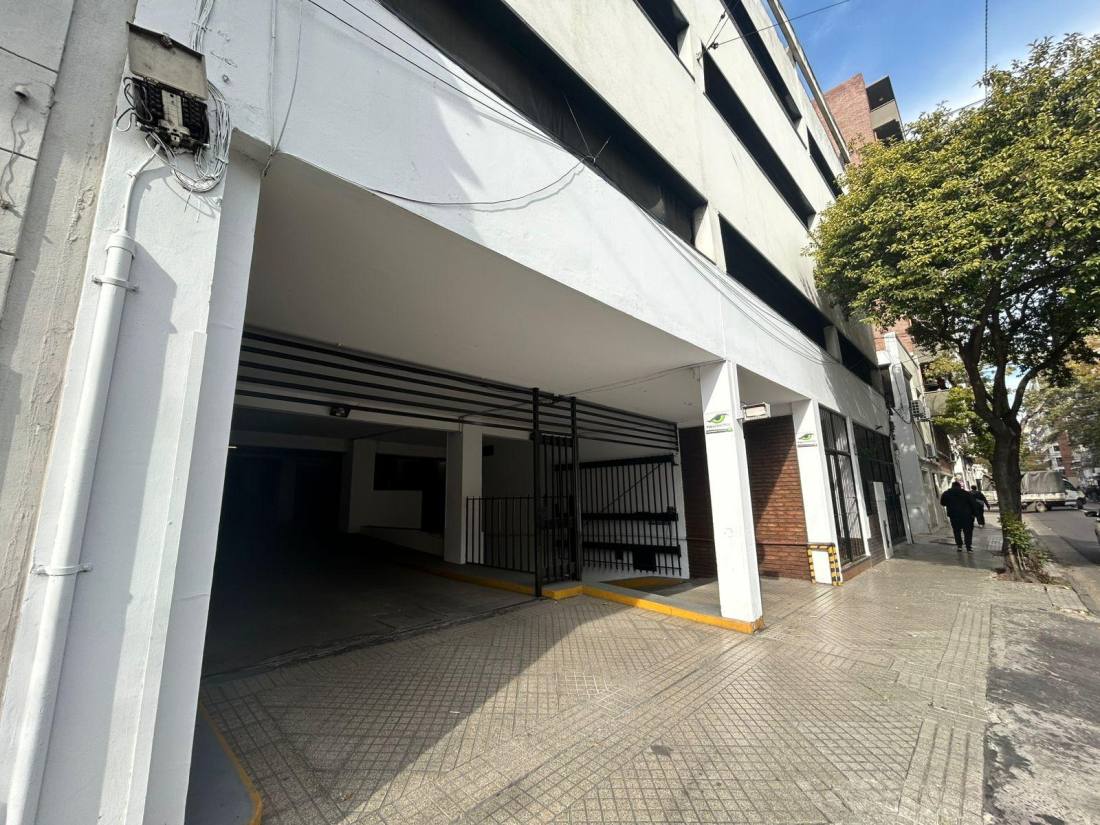 Cochera en venta Laprida Y 3 De Febrero, Rosario. CGA7175709 Crestale Propiedades