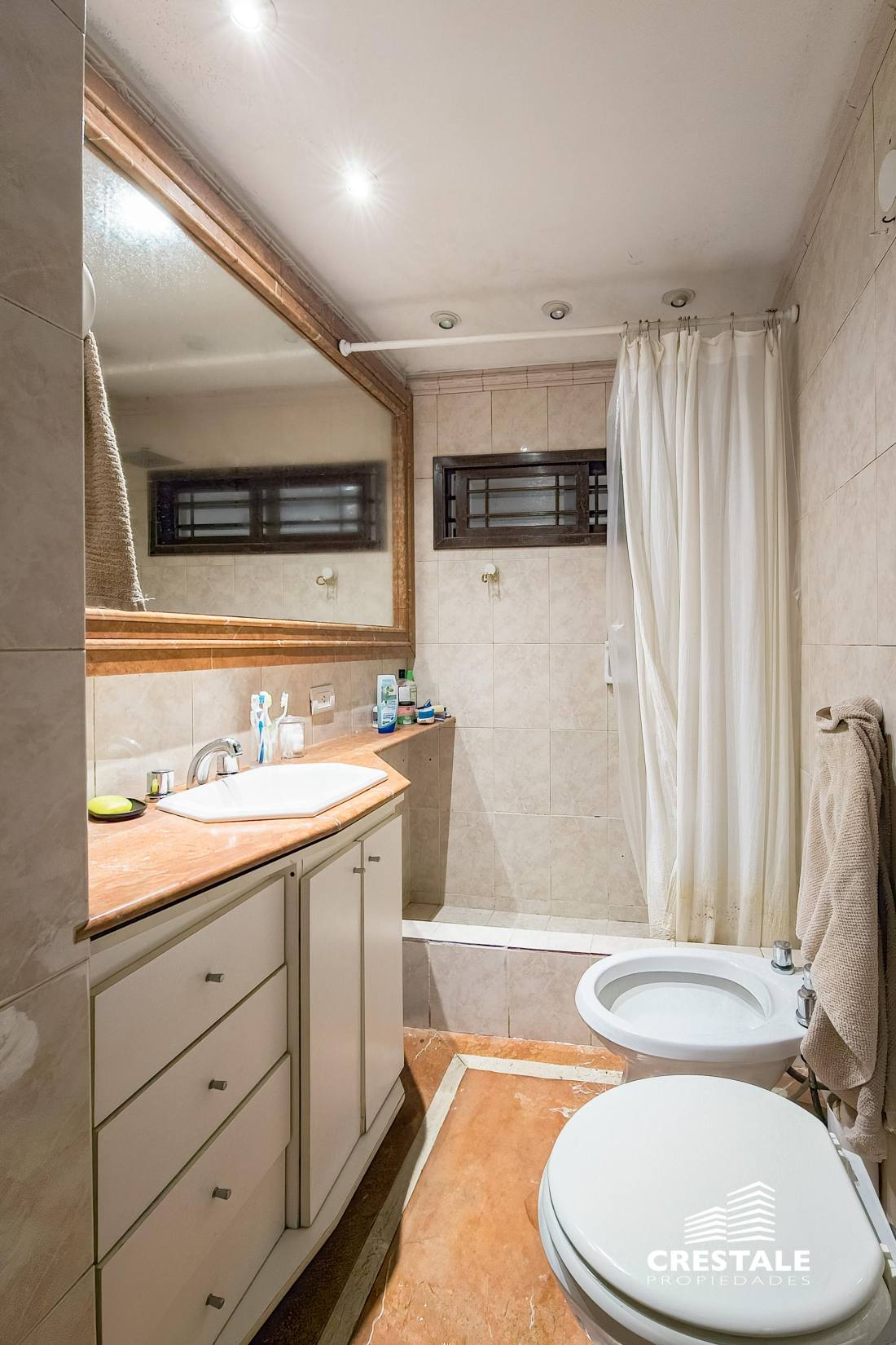 Casa 4 dormitorios en venta Morrison 7600, Rosario. CHO7213318 Crestale Propiedades