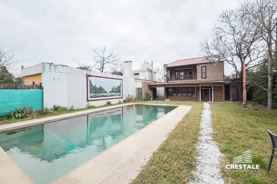 Casa 4 dormitorios en venta Morrison 7600, Rosario. CHO7213318 Crestale Propiedades