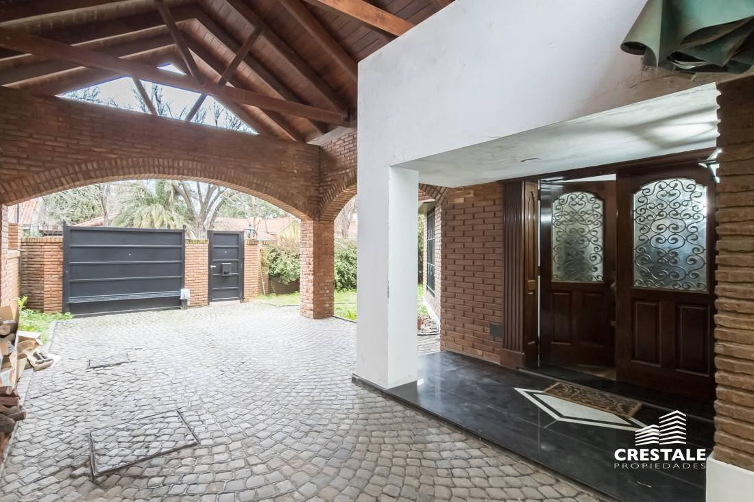 Casa 4 dormitorios en venta Morrison 7600, Rosario. CHO7213318 Crestale Propiedades