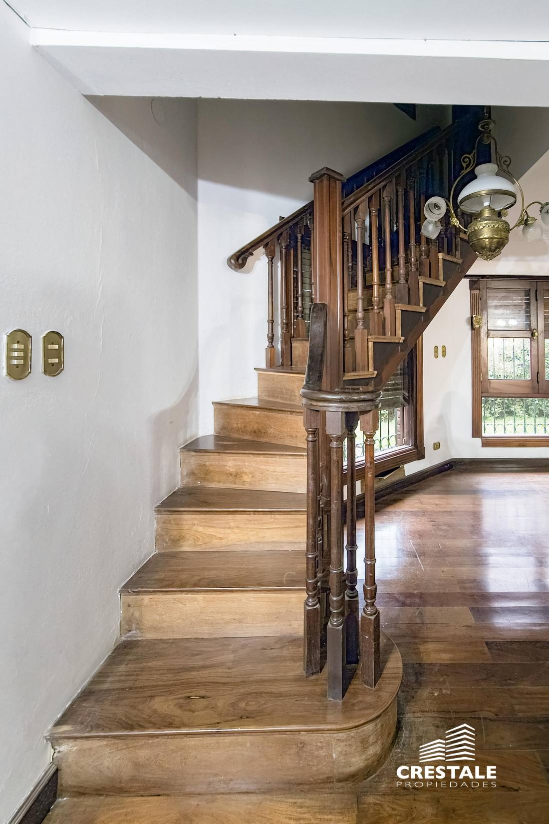 Casa 4 dormitorios en venta Morrison 7600, Rosario. CHO7213318 Crestale Propiedades