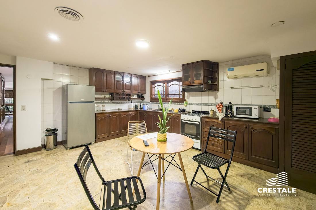 Casa 4 dormitorios en venta Morrison 7600, Rosario. CHO7213318 Crestale Propiedades