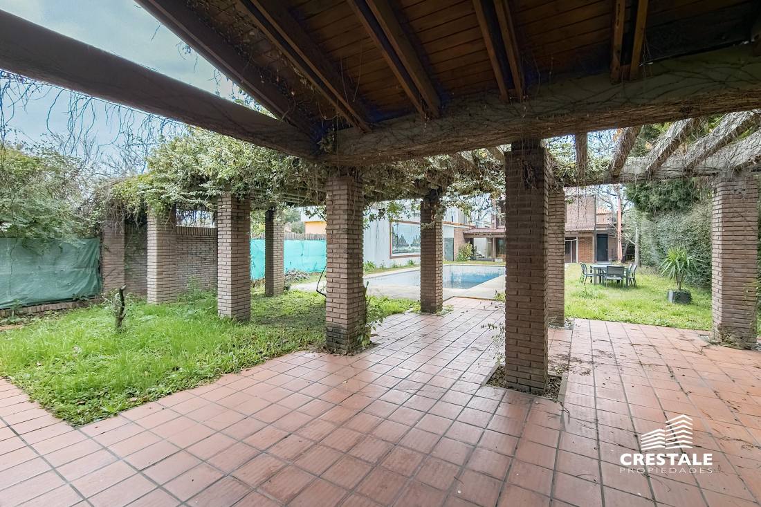 Casa 4 dormitorios en venta Morrison 7600, Rosario. CHO7213318 Crestale Propiedades