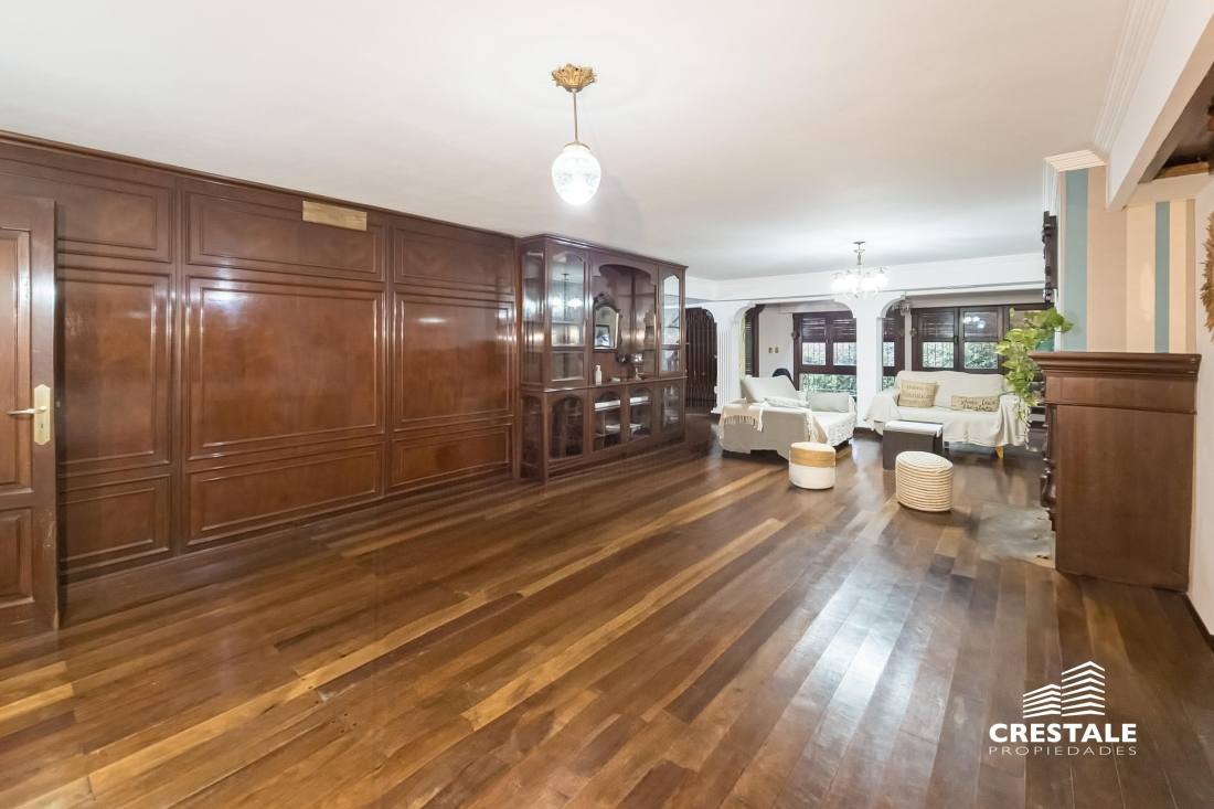 Casa 4 dormitorios en venta Morrison 7600, Rosario. CHO7213318 Crestale Propiedades