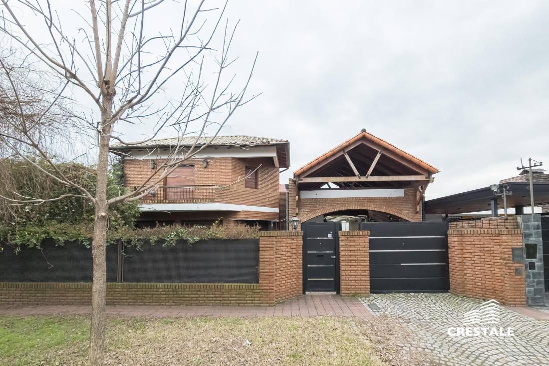 Casa 4 dormitorios en venta Morrison 7600, Rosario. CHO7213318 Crestale Propiedades