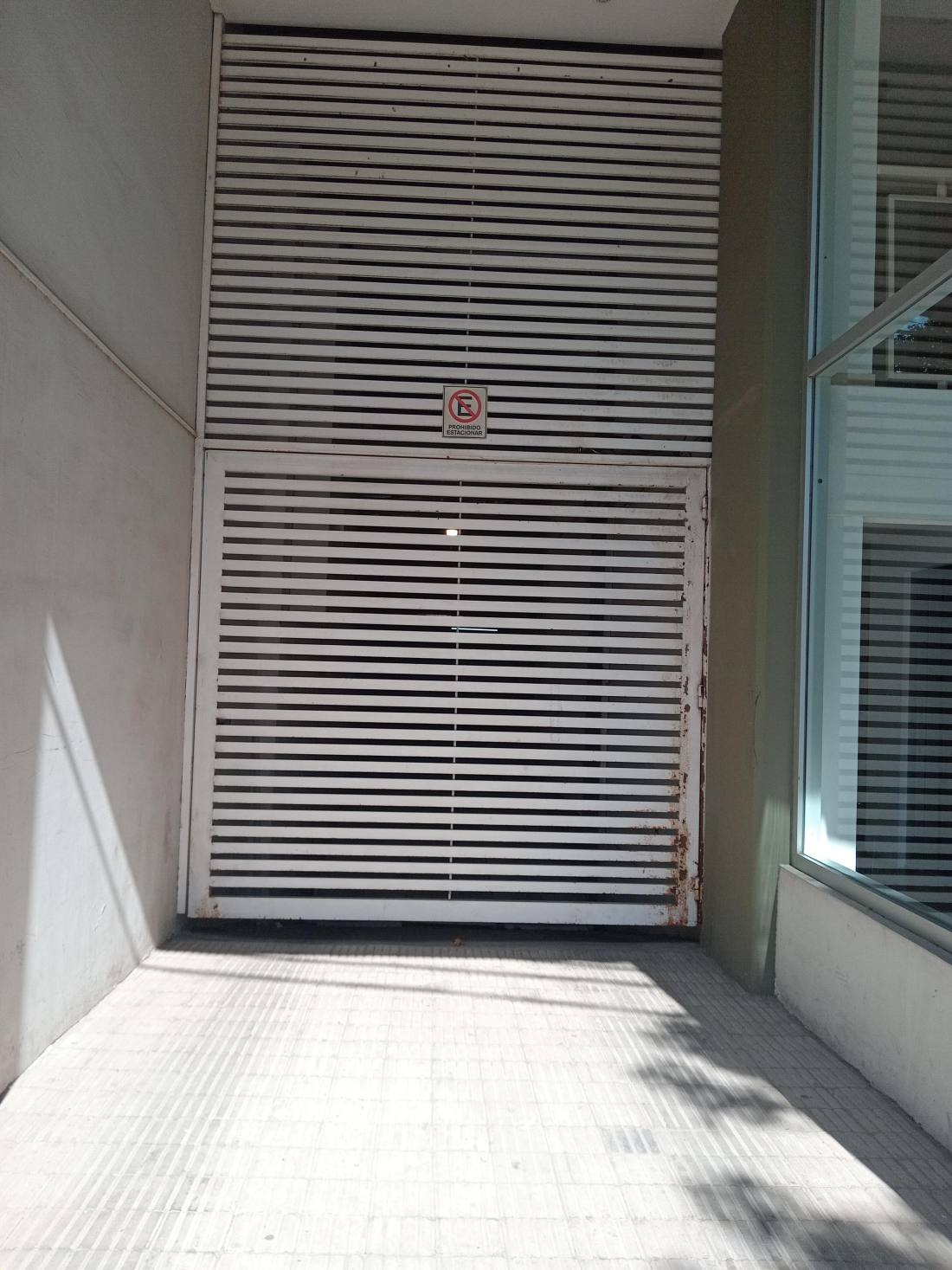 Cochera en venta Cafferata 1400, Rosario. CGA7295719 Crestale Propiedades