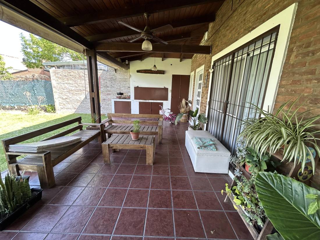 Casa 3 dormitorios en venta Zuloaga 1700, Funes. CHO7501981 Crestale Propiedades
