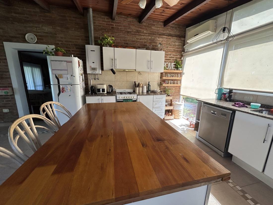 Casa 3 dormitorios en venta Zuloaga 1700, Funes. CHO7501981 Crestale Propiedades