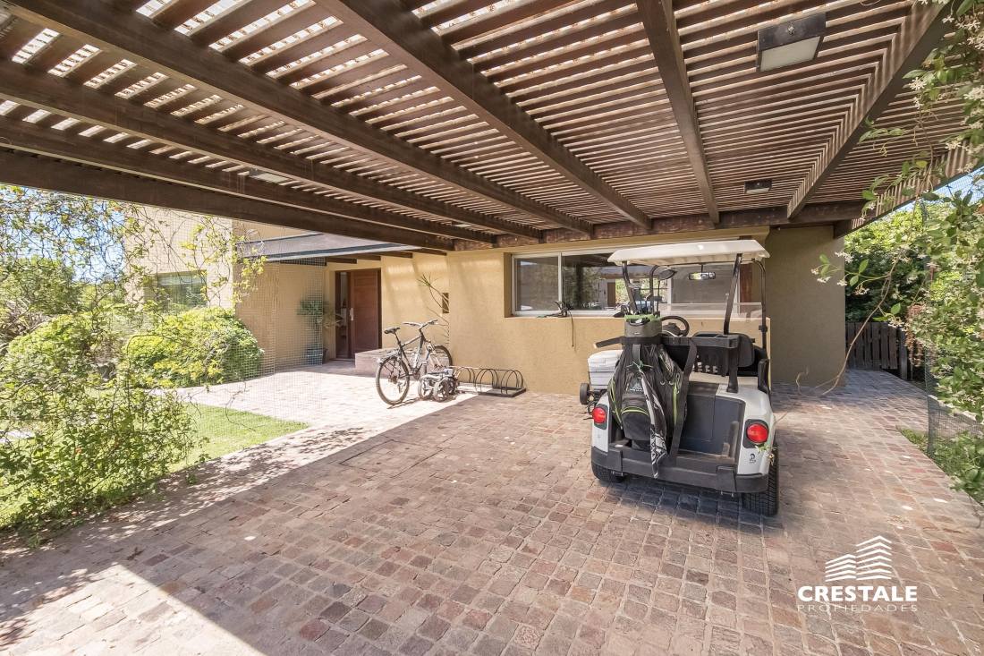 Casa 3 dormitorios en venta Aldea Country Golf Rosario, Rosario. CHO7529683 Crestale Propiedades